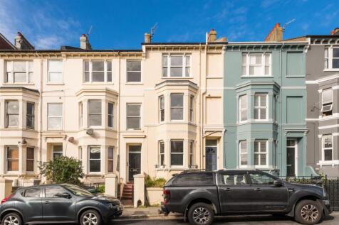 Flat 2, 35 Queens Park Road-12.jpg