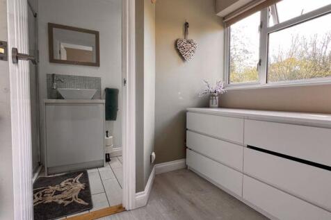 Dressing Area/En-Suite
