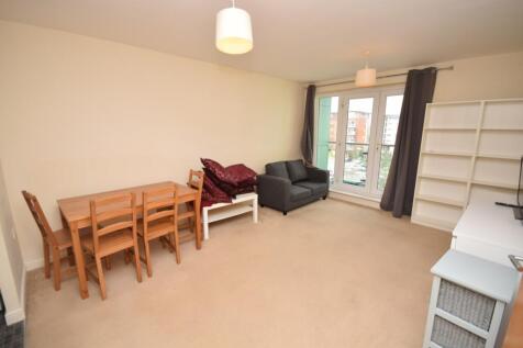 Parkhouse Court, Hatfield, AL10 photo 3