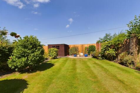 CAM02854G0-PR0202...