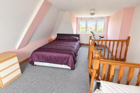 Loft-Room-edited.jpg