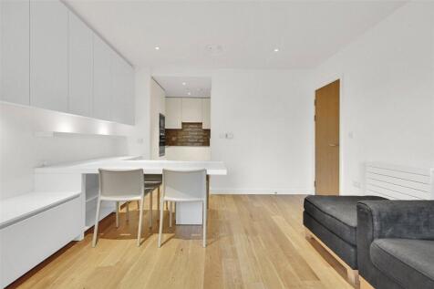 London, E16 - property photo