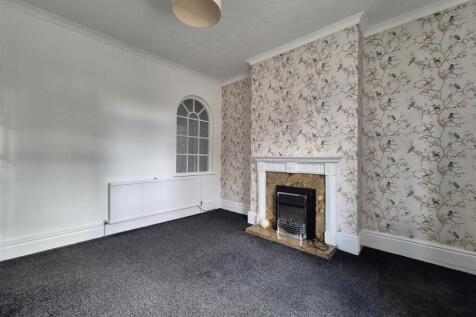 Stockport Road, Denton, Manchester photo 5