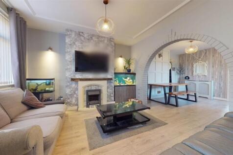 Mendip Grove Reception Room