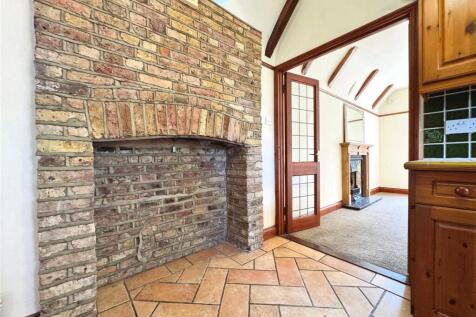 Cedar Mount, Mottingham Lane, London, SE9 photo 3