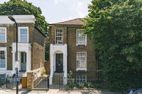 Shrubland Road E8