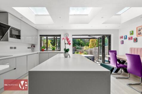 The Cherries St Leonards Road Nazeing Nazeing EN9 2HJ via proper