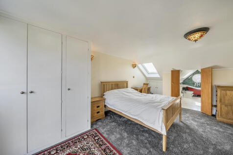 1340438-1-689b6c8...