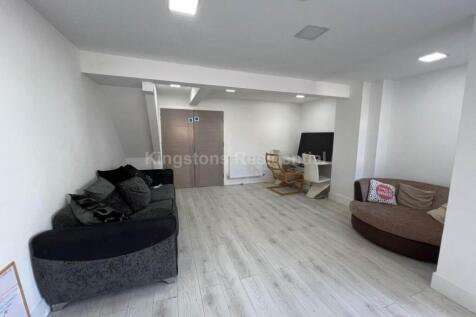 6 Bedroom House at Alfred Street, Roath, Cardiff, CF24 4TY photo 3