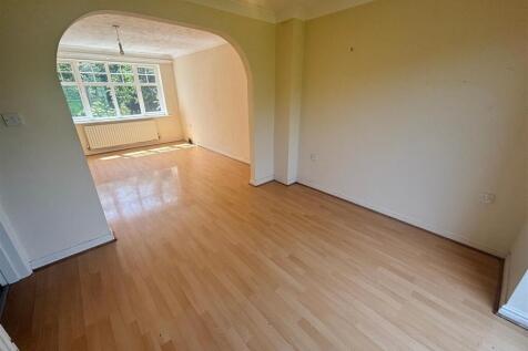 Cloverdale Close, Coventry photo 4