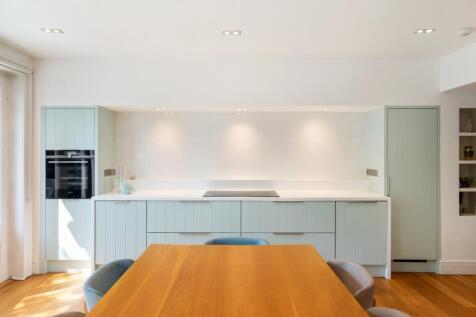 Kitchen/Breakfast Rm