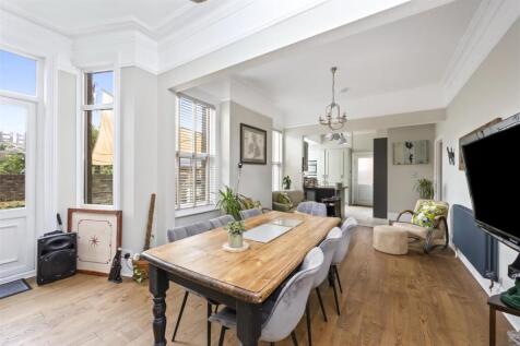 Salisbury Road, 5-044.JPG