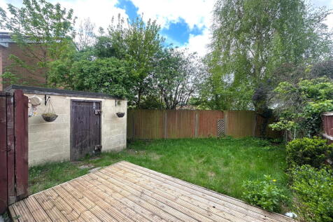 6 oakfields grove -