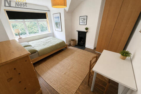 Park Mount, Kirkstall, Leeds, LS5 3HE  photo 5