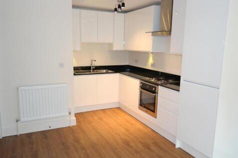 002 Bloomsbury Court - Kitchen - 1.jpg