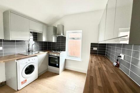 359 Hessle Road 1.jpg