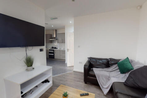 6-bed house on Langton Road, Liverpool, £3,874/mo
