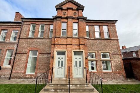 Townhouse (3 bed )