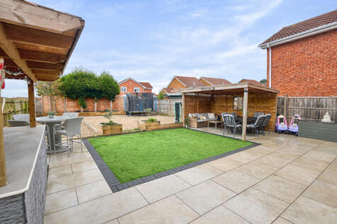 9DD8B6E3-BF36-444...