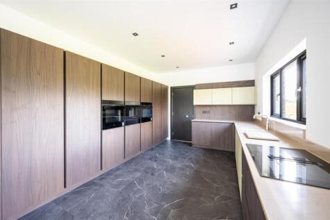 Dining Kitchen (3).jpg