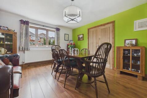 CAM04273G0-PR0175...