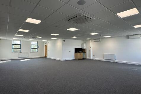 Office to rent Image 5