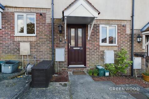 Chiltern Close, Colchester, Essex photo 3