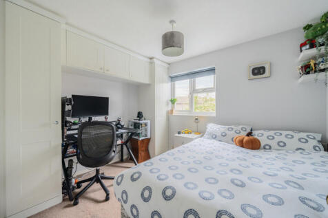 1306142-3-68482ef...