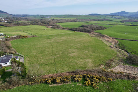 Land South of Twmpath Bach