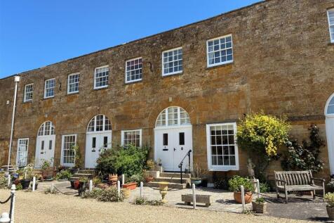 9 Brettingham Court