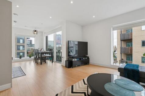 30 Maraschino Apartments reception 2.jpg