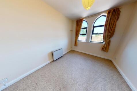 Flat 11 St Pauls Court, High Street, Kimberley, Nottingham, NG16 2LR photo 3