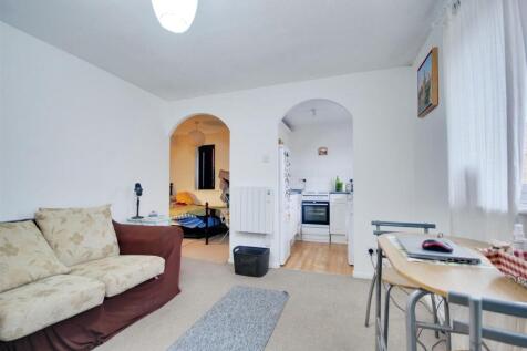 CHISWELL COURT RECEPTION.jpg