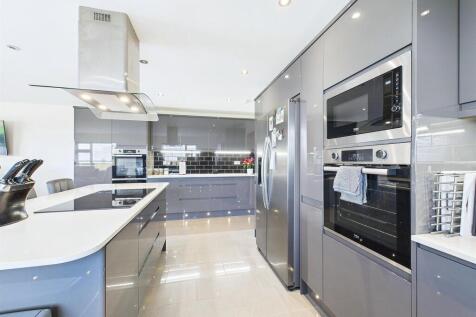 Open Plan Kitchen/Dining/Living Room