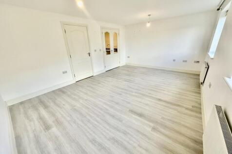 Turnberry, Eaton, Norwich photo 3