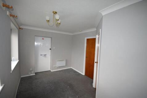 Cradley Road, Netherton, Austin House photo 4