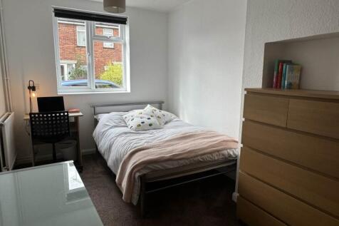 Alice Templer Close , Exeter,  photo 3