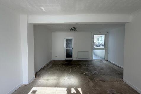 Harrison Street, Penydarren, Merthyr Tydfil, CF47 9SJ photo 4