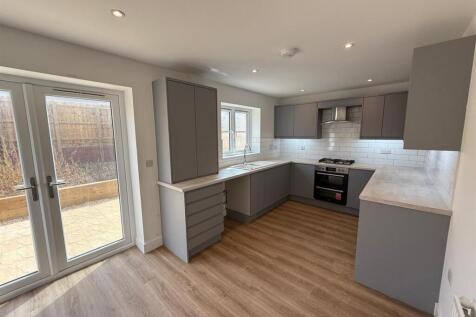 Plot 379 kitchen.jpeg.jpg