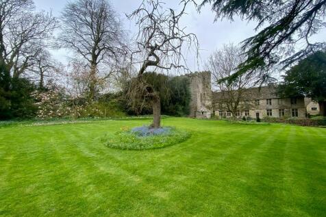 Communal Grounds