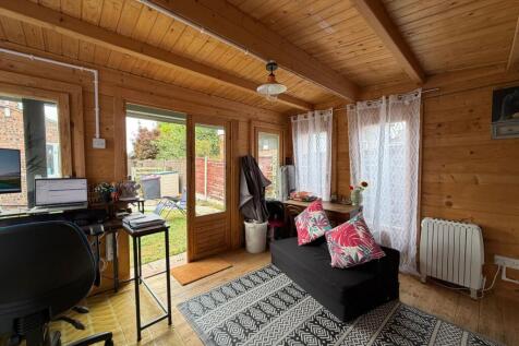 Property Image 28