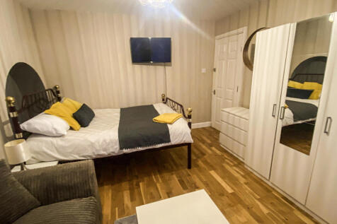 Furnished Double Room