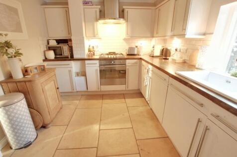 SHORE ROAD, HYTHE, SEMI-DETACHED photo 4