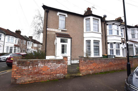 3 Bedroom End of Terraced for Sale