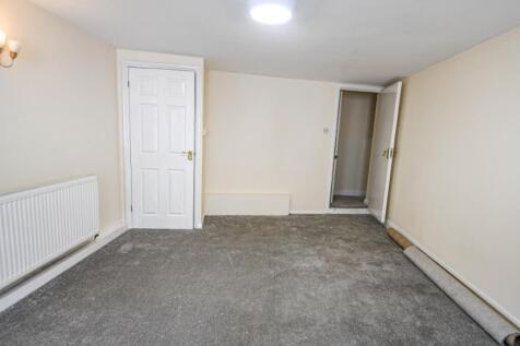 2  Medium  T202510071144.jpg