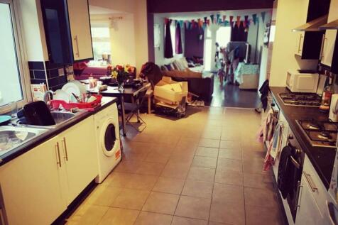 Kitchen - Living