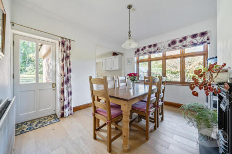 67ed1098-f414-4d9...