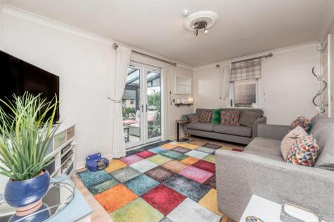 Living Room: