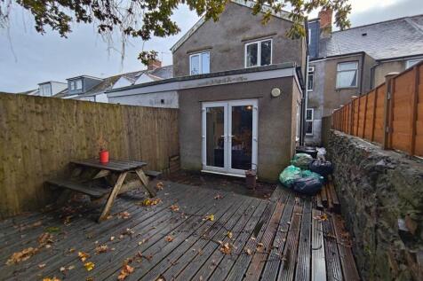 Rear garden (2)