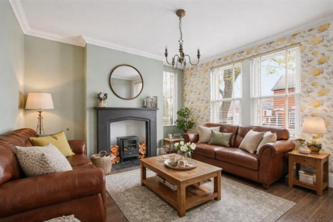 173 Little - family room 2.png